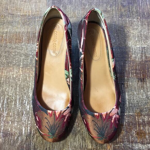 Corso Como CC Gwynn Pump Womens 7.5 Red Floral Jaquard Shoe Block Heel Broque - Picture 5 of 10